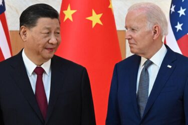 Slika od Bukti trgovinski rat između Kine i SAD-a: Peking prijeti blokadom američkim tvrtkama zbog prodaje oružja Tajvanu