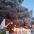 Slika od Buktinja u Varšavi! Požar progutao trgovački centar, na terenu preko 200 vatrogasaca