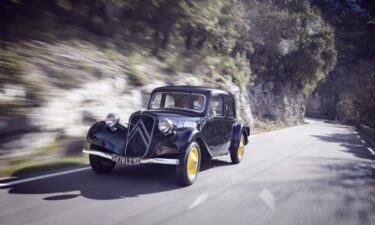 Slika od Citroën slavi 90 godina legendarnog modela Traction Avant: Kultni automobil sa stotinu patenata