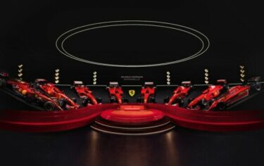 Slika od Da, ovo je soba s Ferrarijevim F1 bolidima u kojoj možete spavati