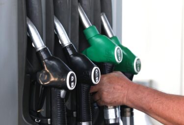 Slika od Doznajemo nove cijene goriva: Pojeftinjuju sve vrste, a najviše benzin