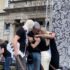 Slika od Emotivni Baby Lasagna u suzama na Trgu: U zagrljaj mu odmah priskočili kolege