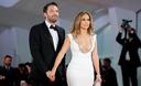 Slika od FOTO Jennifer Lopez i Ben Affleck usred glasina o razvodu viđeni zajedno, pažnju privukao jedan detalj