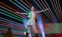 Slika od FOTO Najkontroverznija natjecateljica nosila lentu ‘okrunite vješticu’, Švicarac mahao LGBTQ+ zastavom
