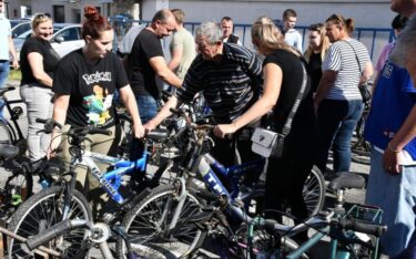 Slika od FOTO: Policija rasprodaje stare i napuštene bicikle