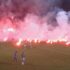 Slika od FOTO Torcida zasula bakljama teren u Kranjčevićevoj. Čuli su se i topovski udari