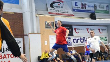 Slika od FOTOGALERIJA: Leti, leti, leti – predsjednik Sabora! Pogledajte kako Jandroković igra rukomet