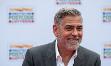 Slika od George Clooney napunio je 63 godine i kreće s ambicioznim planovima
