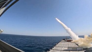 Slika od Iranski ratni brod prvi put je prešao ekvator, opremljen je letjelicama i projektilima