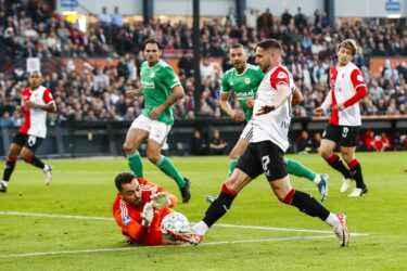 Slika od Ivanušec zabio za Feyenoord: Lopta ga pogodila i promijenila smjer pa završila u mreži