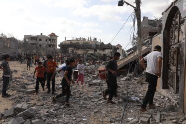 Slika od Izraelci poslali zlokoban poziv Palestincima iz Rafaha. Dijele se leci, šalju SMS-ovi, Zapad zabrinut