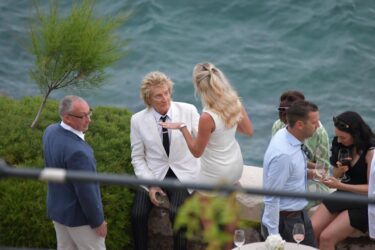Slika od Legendarni rocker se odlično drži: Rod Stewart stigao u Dubrovnik na vjenčanje svog sina Liama i Nicole Artukovich