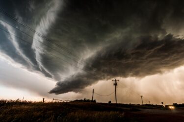 Slika od Meteorolozi zaprepašteni oblikom i ponašanjem tornada u Oklahomi, pogledajte kako su izgledali