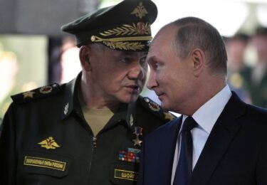 Slika od Nastavlja se Putinova čistka u vojnom vrhu: ‘Pretresli su stanove Šojguovih zamjenika i našli dokaze za teške optužbe!‘