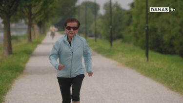 Slika od Nevjerojatna 90-godišnjakinja drži pet svjetskih rekorda u trčanju