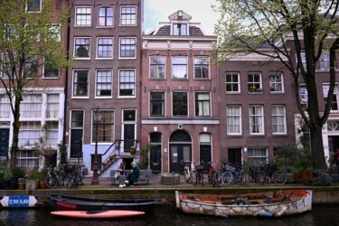 Slika od Oglas koji je šokirao Nizozemsku: Parkirno mjesto u Amsterdamu dostiglo cijenu od pola milijuna eura