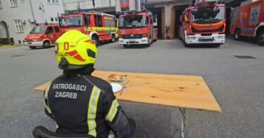 Slika od Pogledajte kako zagrebački vatrogasci uz lazanje daju podršku Baby Lasagni