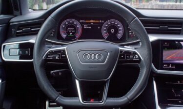 Slika od Porezna prodaje automobile: Audi za 1200 eura, Mini Cooper za 510…
