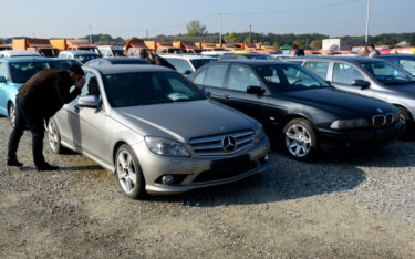 Slika od Porezna rasprodaje automobile, evo što se nudi: Mercedes za 250 eura, Audi za 1200…