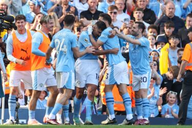 Slika od Povijesna titula za Manchester City: Nitko nikad nije osvojio četiri naslova u nizu