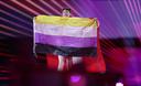Slika od Predstavnik Švicarske Nemo na Eurosongu je držao ovu zastavu: Znate li što ona označava?