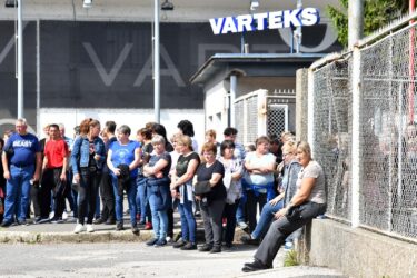 Slika od Radnici Varteksa i danas u štrajku. Direktorica Jelena Bošnjak dala neopozivu ostavku