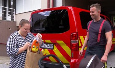Slika od RTL povezao vatrogasce s mamom bebe koju su spasili: Mališan je dobio i plišanca za hrabrost