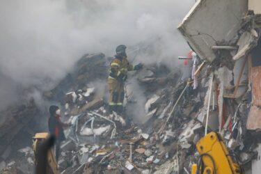 Slika od Rusija krivi Ukrajinu za urušavanje zgrade nakon eksplozije: Poginule najmanje 4 osobe, 19 ozlijeđenih
