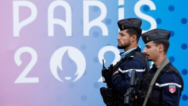 Slika od Rusima i Bjelorusima zabranili volontirati na Igrama u Parizu