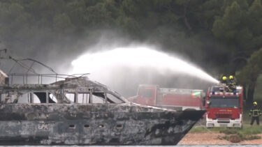 Slika od Stravičan požar progutao brodice u Medulinu: ‘I ona je izgorila, to je jahta od milijun eura’