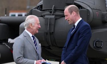 Slika od Susret princa Williama i kralja Charlesa direktna je pljuska princu Harryju
