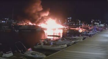 Slika od Sve više snimki nakon požara u Medulinu. Pogledajte kako su planule brodice: ‘Naslagane su jedna na drugu’
