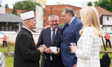 Slika od U Banjoj Luci otvorena obnovljena džamija Arnaudija, Dodik pozvao na mir