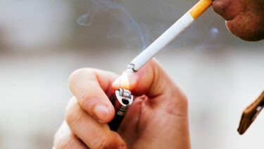 Slika od U Britaniji do nedavno ljudi sve manje pušili. Sada se situacija malo promijenila
