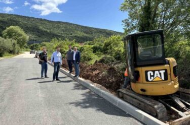 Slika od U planu je obnova županijske ceste na području Grada Cresa