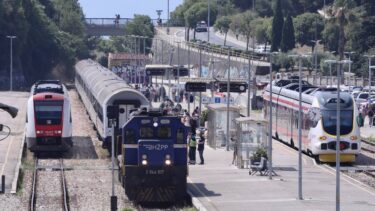 Slika od U Splitu prvi vlak Euronight na turističkoj liniji iz Bratislave, prevozi automobile i motocikle