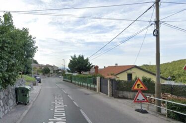 Slika od U utorak se na Škurinjskoj cesti postavlja semafor, promet će se privremeno preusmjeriti na jedan trak