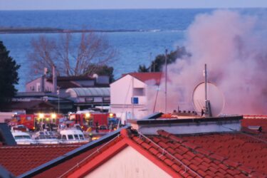 Slika od U velikom požaru u medulinskoj marini izgorjelo 20-ak jahti i jedrilica: ‘Došlo je do eksplozije tri puta’