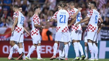 Slika od ‘Vatreni’ će u kampu na Euru održati otvoreni trening za navijače. Potrebna je ulaznica