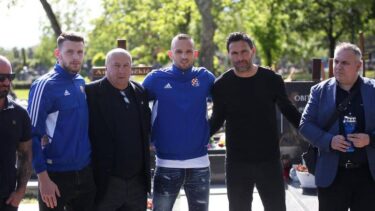 Slika od VIDEO Dinamo i AIK odali počast na godišnjici smrti Ivana Turine
