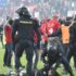 Slika od VIDEO Grozne scene u Češkoj: Letjele boce po terenu, huligani se potukli nakon finala Kupa