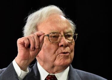 Slika od Warren Buffett napokon otkrio u što je uložio milijarde dolara