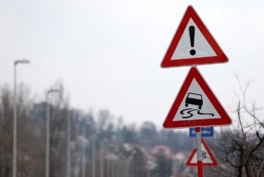 Slika od Za ne povjerovati: Od Fužina do Bribira pokradeni prometni znakovi, šteta se mjeri u tisućama eura!