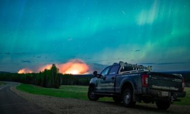 Slika od Zbog širenja požara tisuće ljudi u Kanadi spremne na evakuaciju