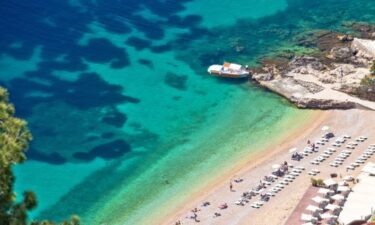 Slika od Čarobna hrvatska plaža na prestižnoj listi Voguea: ‘Stijene i tirkizno more nezaboravan su prizor’