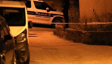Slika od Detalji horora: U Splitu šipkom izudarana 18-godišnjakinja. Napadač još u bijegu