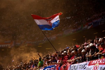 Slika od EURO – ‘Vruća’ atmosfera na Volksparkstadionu