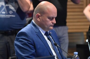 Slika od Ministar gospodarstva: ‘Sve dežurne ekipe su na terenu‘; Direktor HOPS-a: ‘Ispao je dalekovod između Grčke i Albanije‘