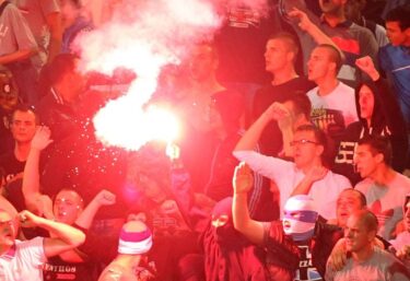 Slika od Nijemci u strahu od srpskih huligana: ‘Stiže ih 500 koji će pokušati izazvati ogromne nerede’