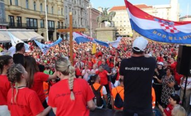 Slika od Održan 6. Antunovski hod mladih od Sesvetskih Sela do Svetoga Duha u Zagrebu